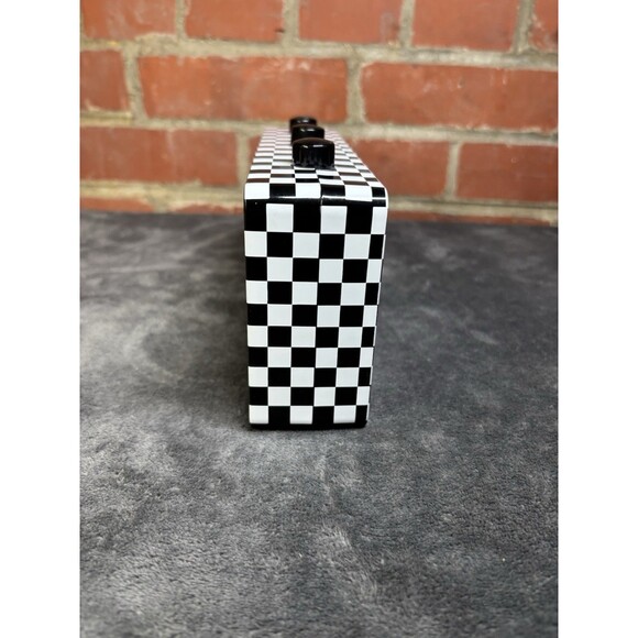 Vans Retro Flip Calendar Alarm Clock With Checkerboard ABS Shell - Picture 4 of 8